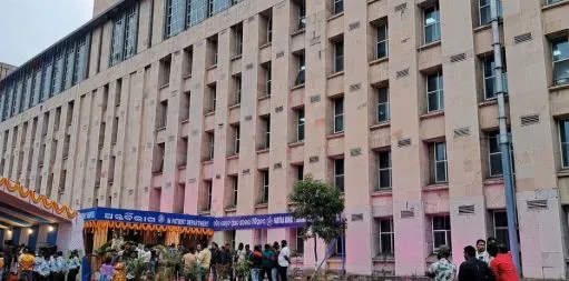 Pabitra Mohan Pradhan Government Medical College